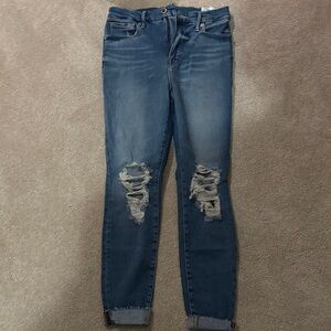 Good American Distressed Skinny Jeans in Blue